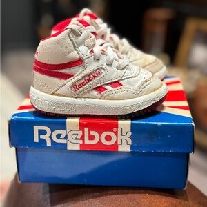 Vintage Reebok Kids Sneakers - White and Red